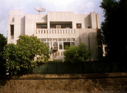 White House Apartment 6, Jamuna Road